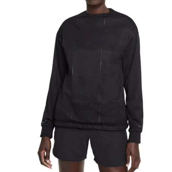 Nike Sweaters - Nike Women's Storm-Fit Black Long Sleeve Golf Sweater Size Large
